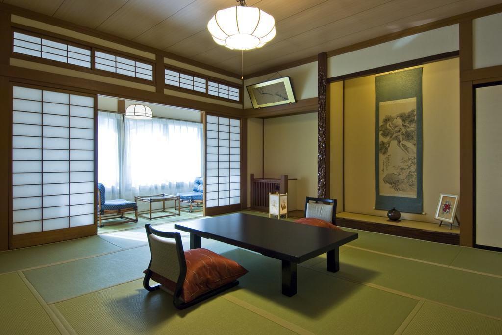 Ekinariya Ryokan Kusatsu  Rom bilde